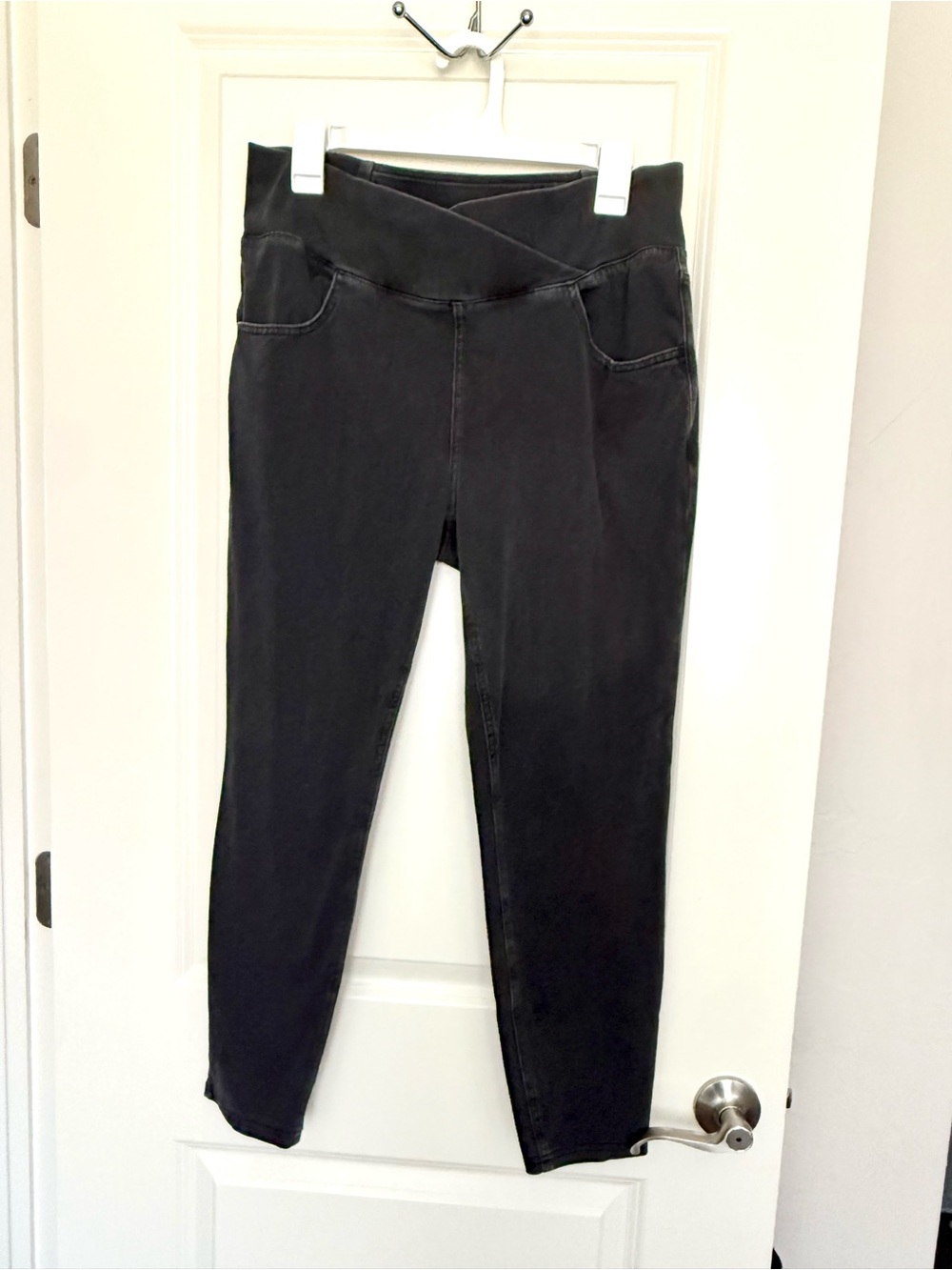 Halara Flex High-Waisted Crossover Denim-Look Leggings/ Ankle Pants